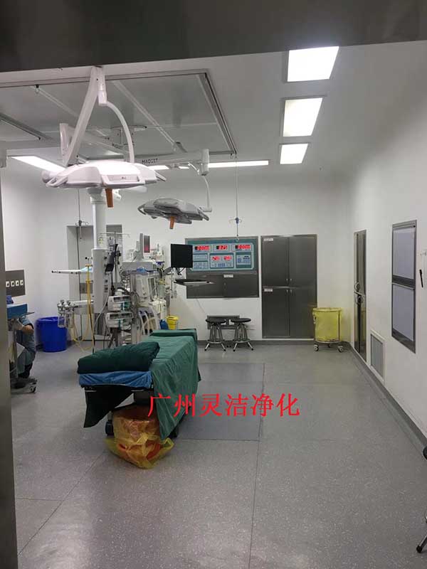 我司為惠州市中心醫院手術室層流中高效過濾器更（gèng）換安裝圓滿結束（shù）