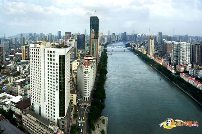我司順利完工中山大學孫逸仙紀念醫院(中山大學附屬第二醫院)層流手(shǒu)術室淨化空調過濾網更換安裝項(xiàng)目 我司順利完工(gōng)中山大學孫逸仙紀念醫院(中山大學附(fù)屬第二醫院)層流手(shǒu)術室淨(jìng)化空調過濾網更(gèng)換(huàn)安裝項目